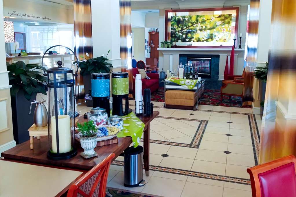 Hilton Garden Inn Freeport Downtown Interior photo